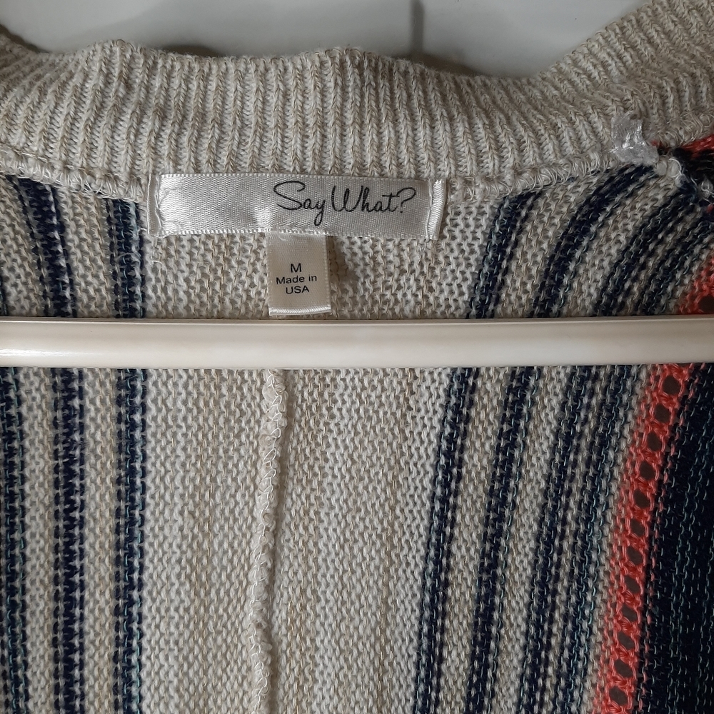 Cardigan - Picture 2 of 4